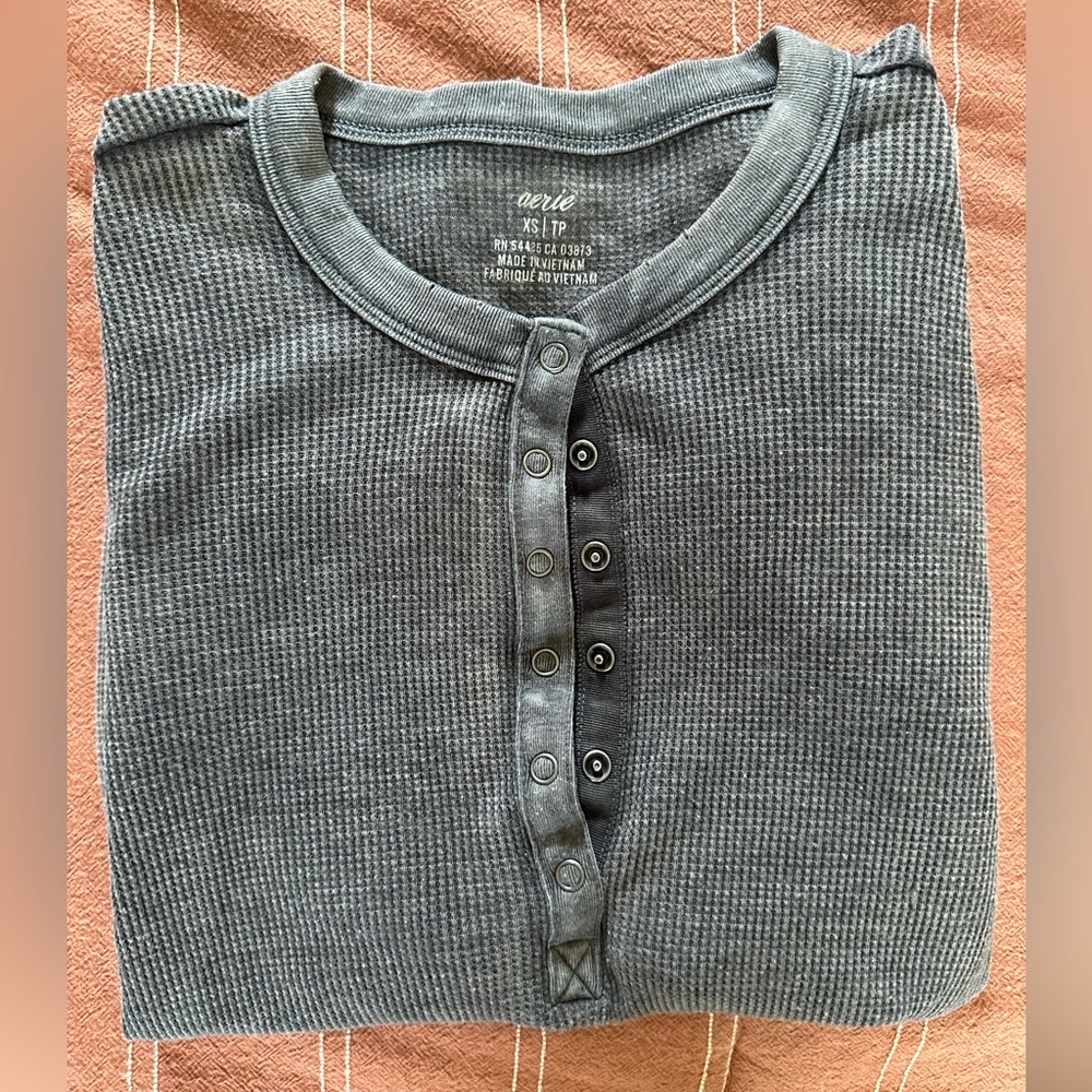 Aerie top